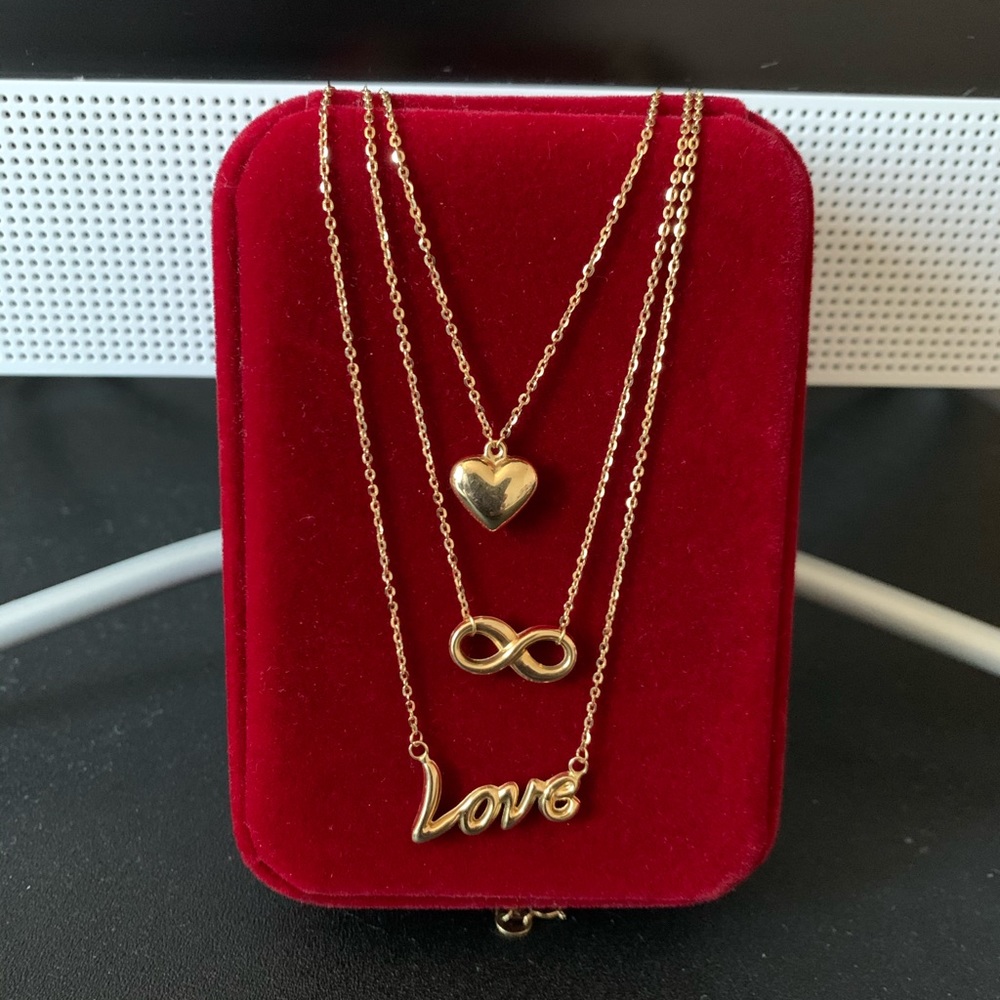 18k Saudi Gold Special Triple Strand Necklace